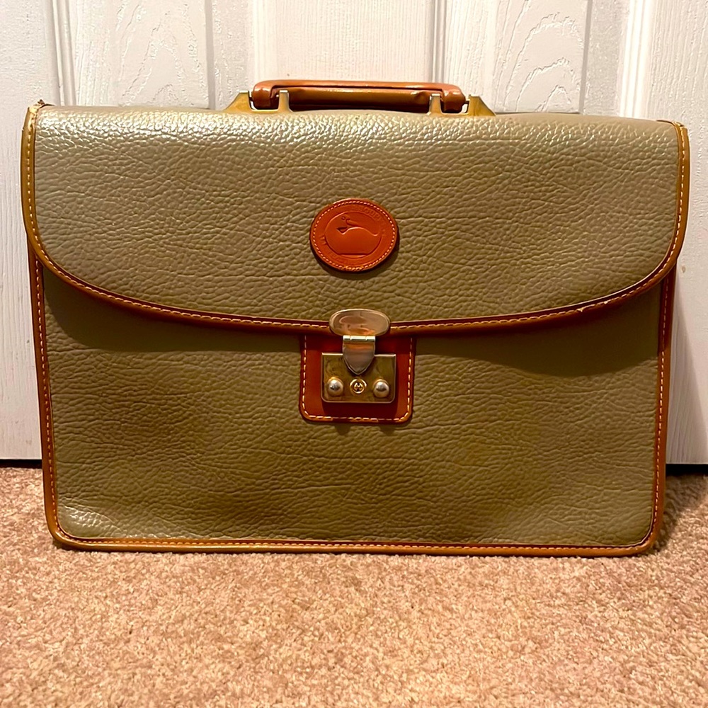 💼Vintage Dooney & Bourke Pebbled Leather Briefcase Unisex - Picture 2 of 16